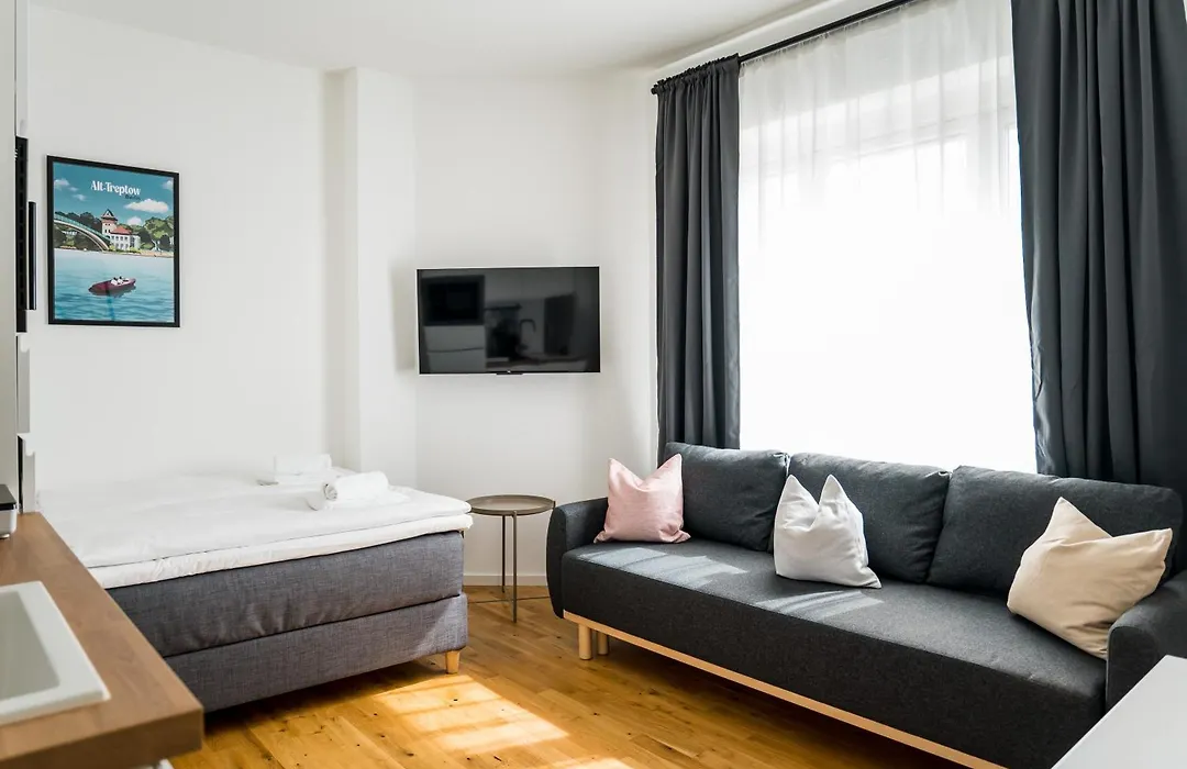 Homaris Apartments Schlueterstrasse-1